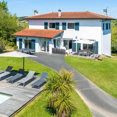 Villa Joana - Piscine Grand Jardin 4 *